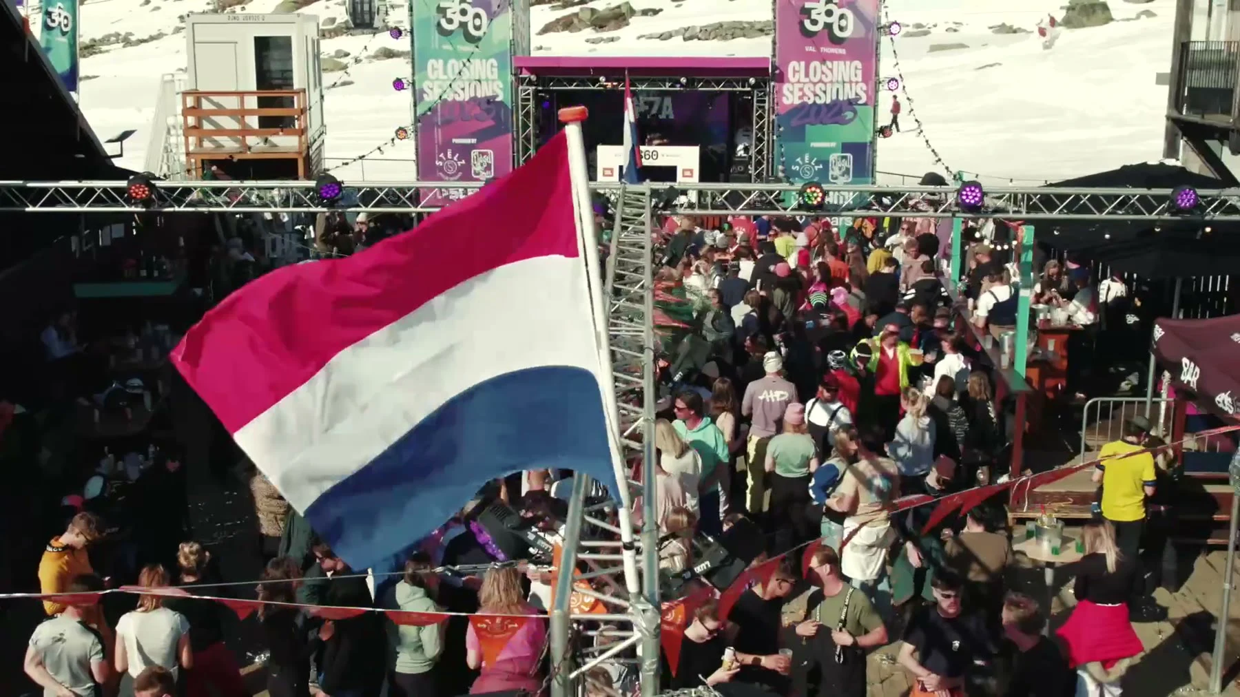 Festival crowd at a Stëlz event in the snowy mountains